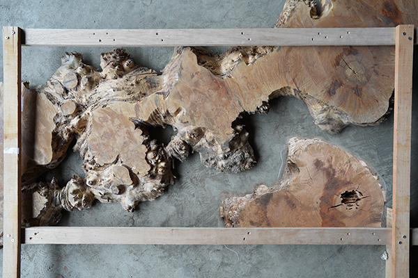 メープルレジンテーブルの倉庫でオーダーのデザイン案